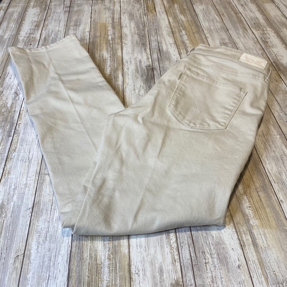 Levi's Jeans Levis Mid Rise Skinny Cream Jeans Womens Size 2 Poshmark